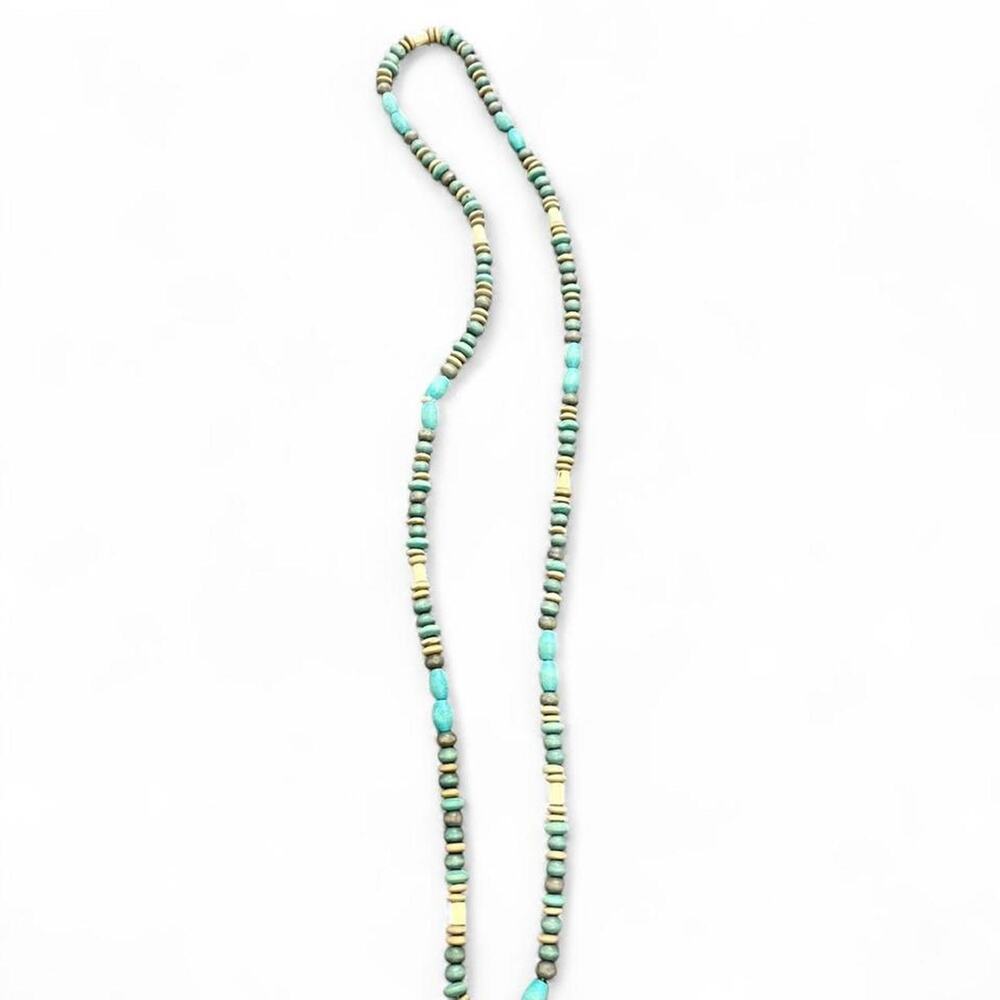 Turquoise and cream bead necklace